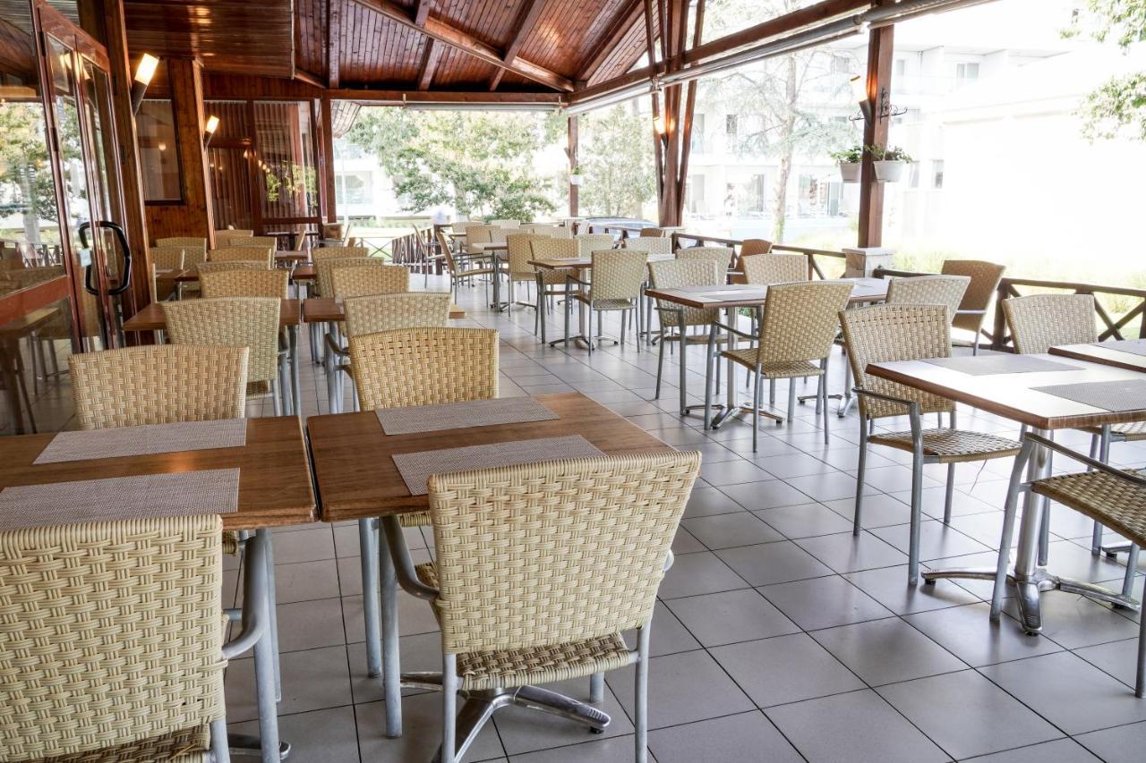 אלבנה Hotel Malibu מראה חיצוני תמונה