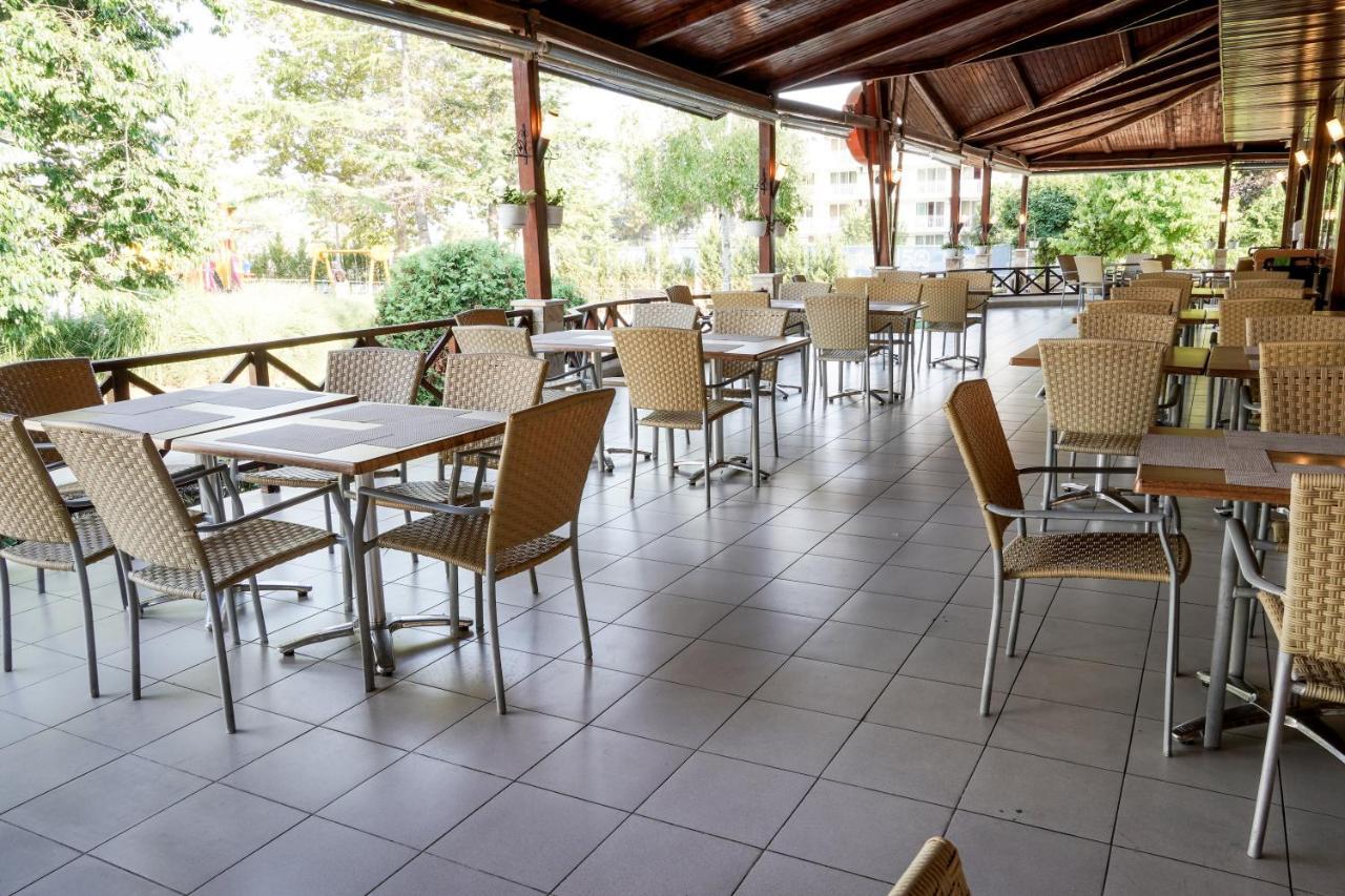 אלבנה Hotel Malibu מראה חיצוני תמונה