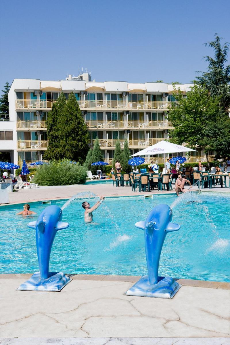 אלבנה Hotel Malibu מראה חיצוני תמונה